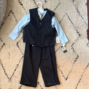 Boys size 3T four pc Nautica Navy Pinstripe Suit with Light Blue Shirt & tie